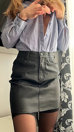 From Office Professional to Your Personal MILF in Seconds: Amateur, Cougar, Tight Pussy'
